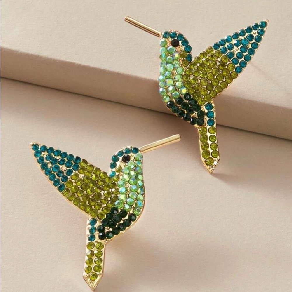 Rhinestone stud Bird earrings NWT